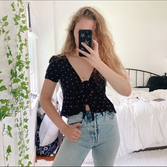 Brandy Melville Tops - Brandy Melville Black Tie Front Floral Top